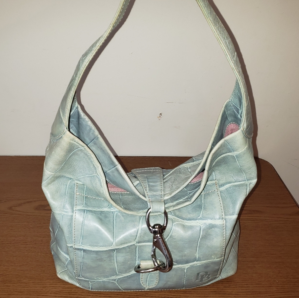 Dooney & Bourke purse